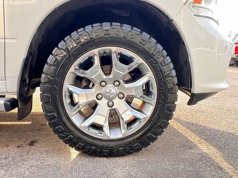 Used 2016 RAM 1500 Limited image 12