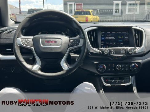 Used 2022 GMC Terrain SLE w/ Driver Convenience Package AWD/4WD image 12