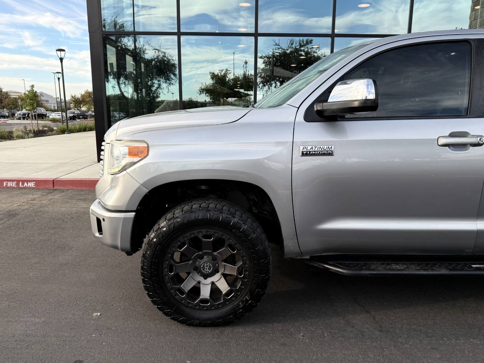 Used 2015 Toyota Tundra Platinum AWD/4WD image 11