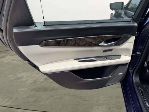 Used 2018 Cadillac CT6 Luxury AWD/4WD image 26