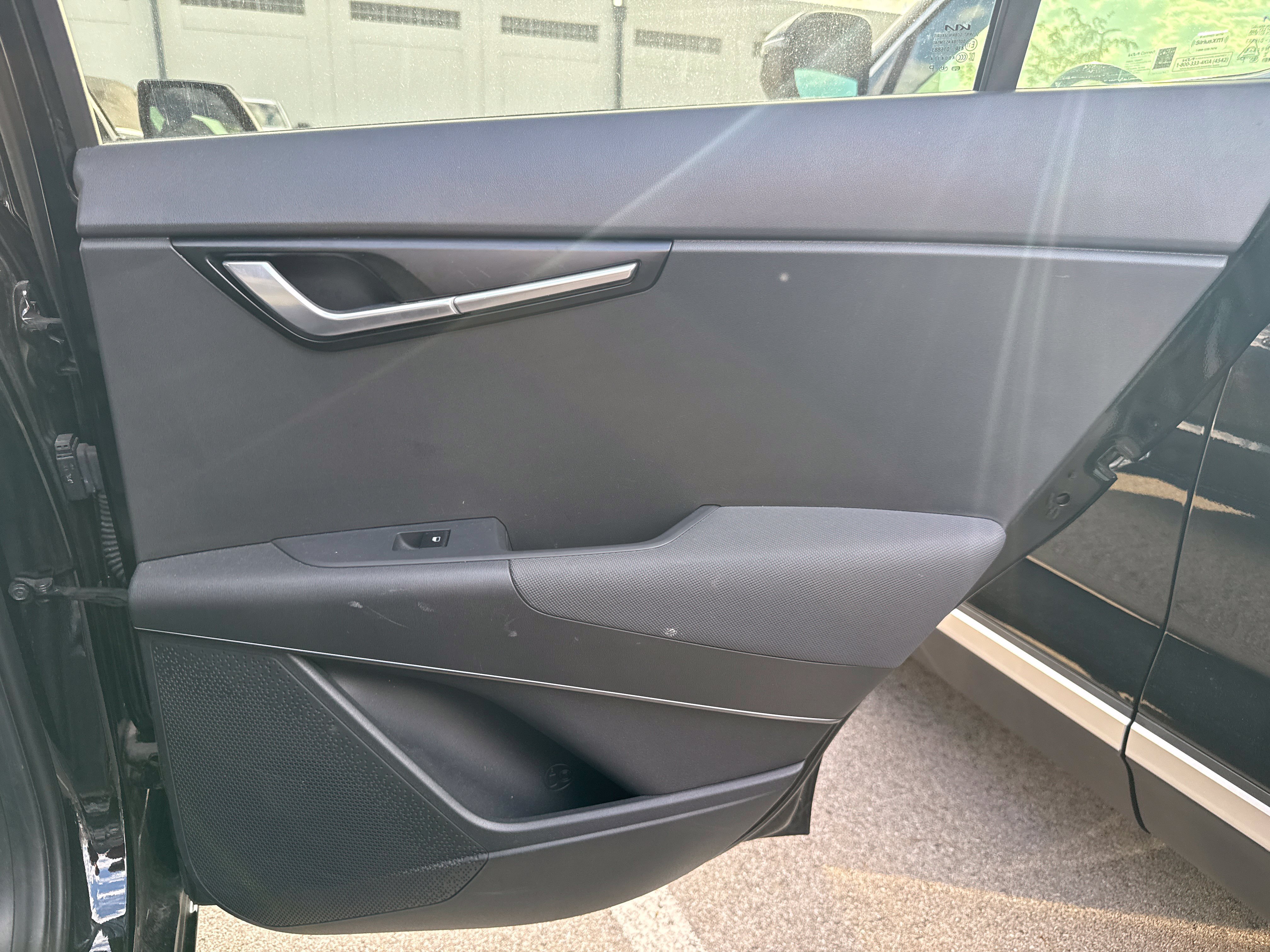 Used 2023 Kia Niro EX FWD image 20