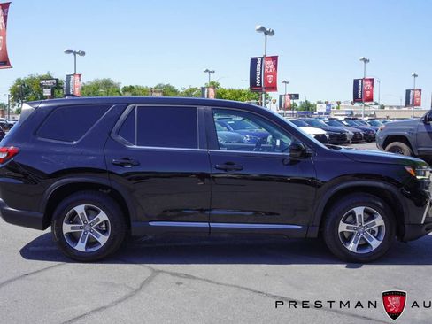 Used 2025 Honda Pilot EX-L image 21
