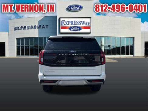 Used 2025 Ford Expedition Platinum AWD/4WD image 14