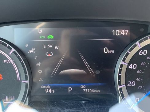 Certified 2024 Toyota Highlander LE FWD image 20