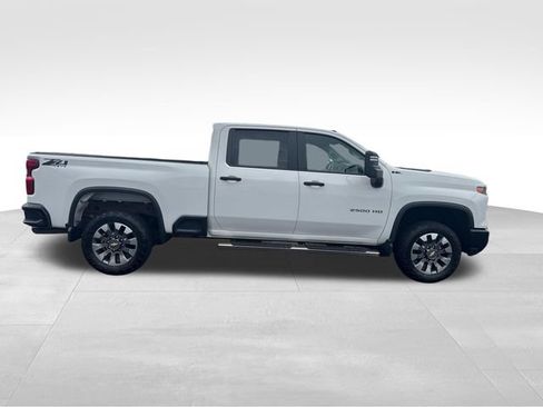 Used 2024 Chevrolet Silverado 2500 Custom w/ Custom Convenience Package AWD/4WD image 7