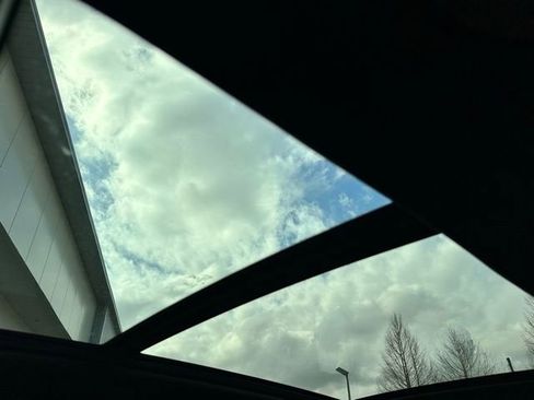 Used 2021 BMW X5 sDrive40i w/ Premium Package image 10