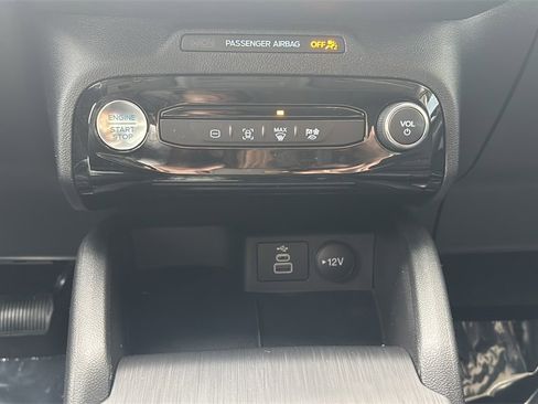 New 2026 Ford Escape SE image 6