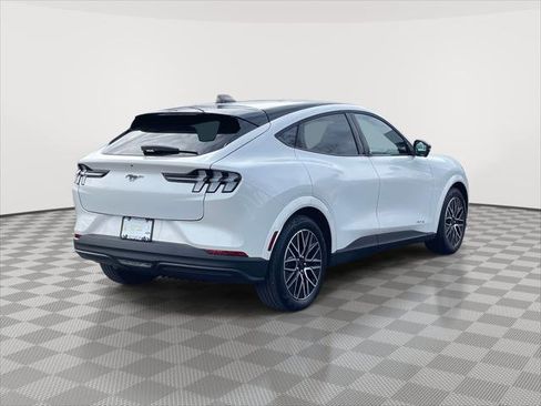 Used 2025 Ford Mustang Mach-E Premium image 7