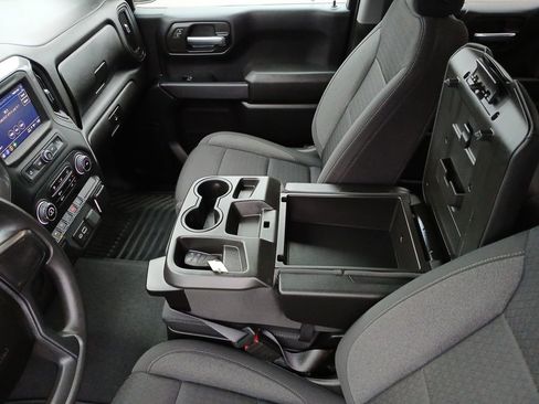 Used 2022 Chevrolet Silverado 1500 Custom image 25