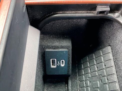 Used 2023 Lincoln Navigator Reserve image 31