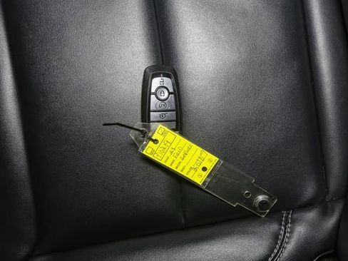 Used 2023 Ford Explorer XLT w/ Equipment Group 202A image 41