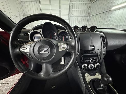 Used 2011 Nissan 370Z Touring w/ Sport Pkg RWD image 30