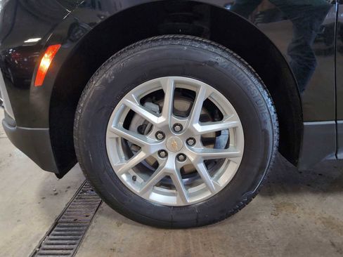 Used 2022 Chevrolet Equinox LT image 33