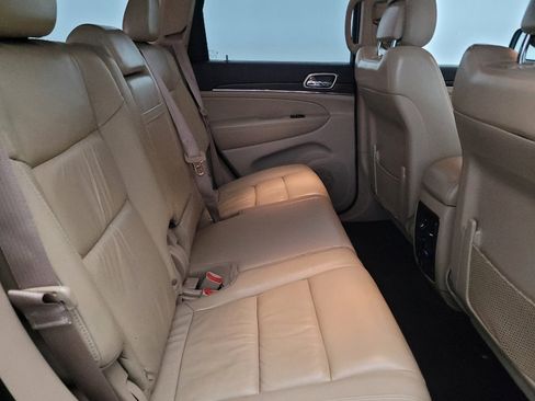Used 2016 Jeep Grand Cherokee Limited image 19