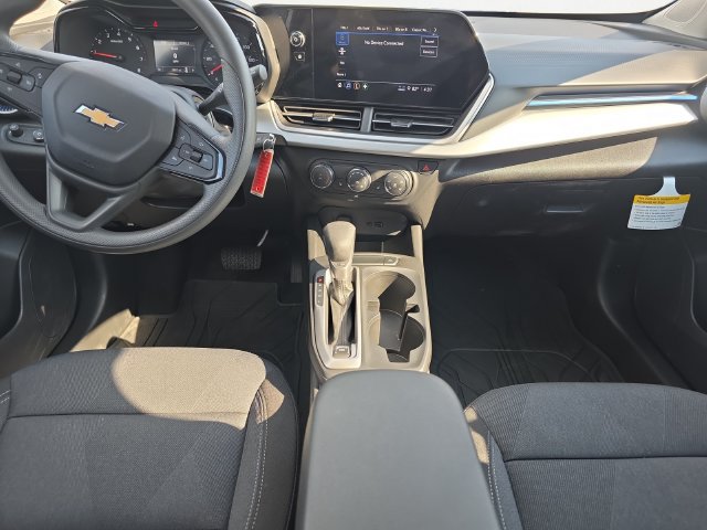 New 2026 Chevrolet Trax LS w/ LS Convenience Package FWD image 11