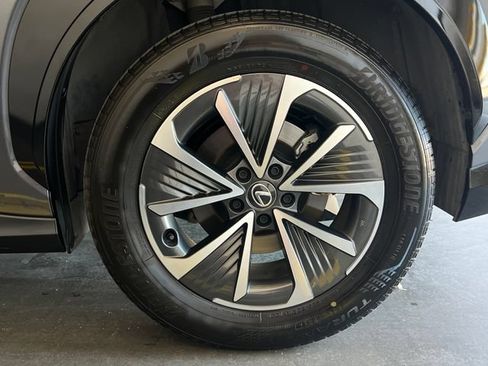 Used 2024 Lexus RZ 300e Premium w/ Accessory Package (2T) FWD image 10