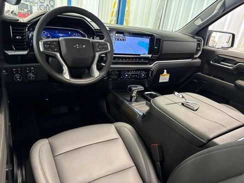 New 2026 Chevrolet Silverado 1500 RST w/ RST All Star Premium Package AWD/4WD image 9