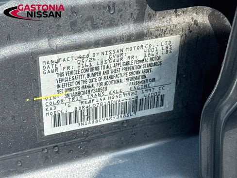 Used 2024 Nissan Sentra SV FWD image 37