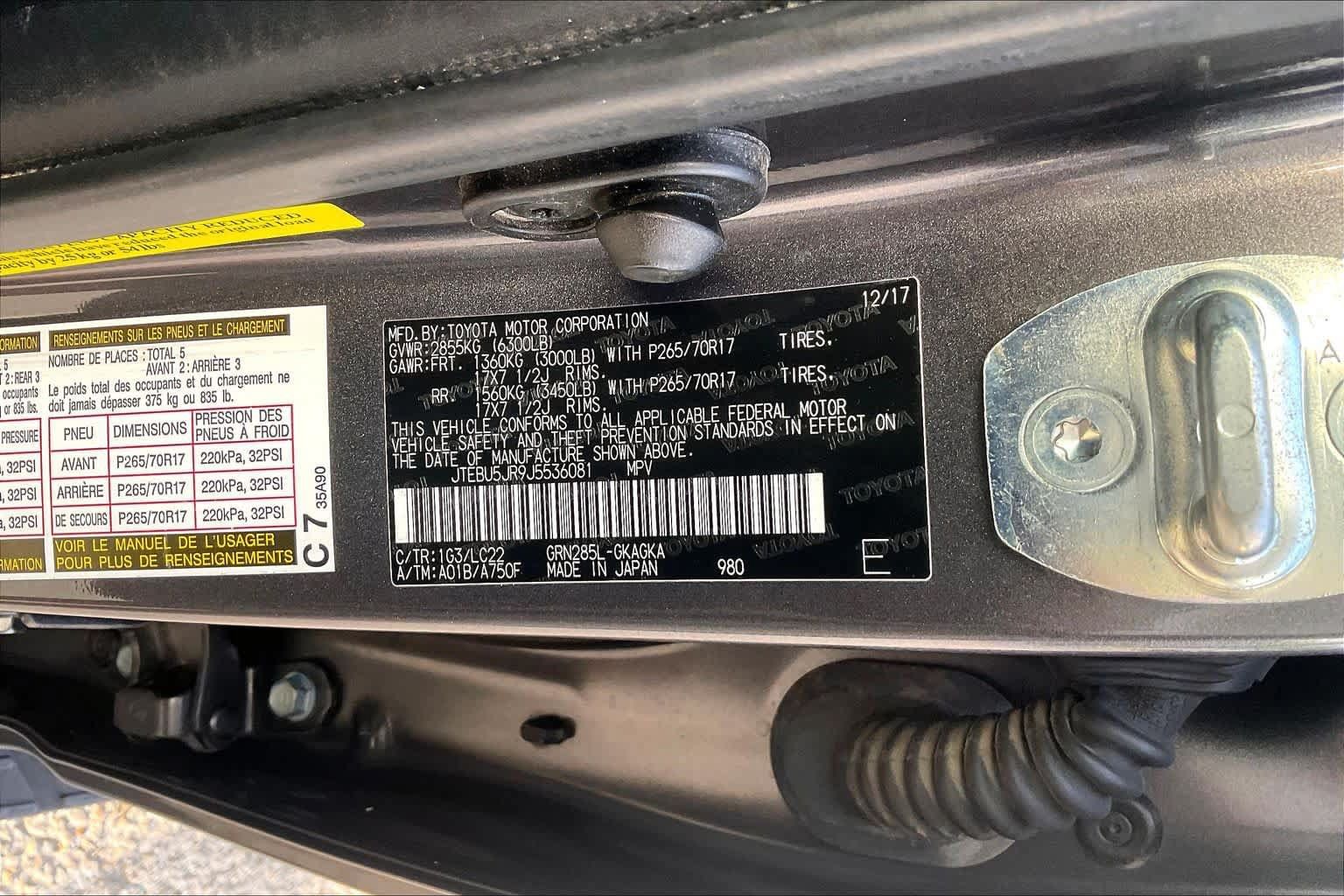 Used 2018 Toyota 4Runner TRD Off-Road Premium AWD/4WD image 35