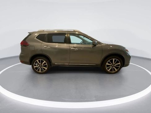 Used 2019 Nissan Rogue SL image 9