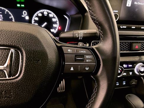 Used 2025 Honda Civic Sport image 18