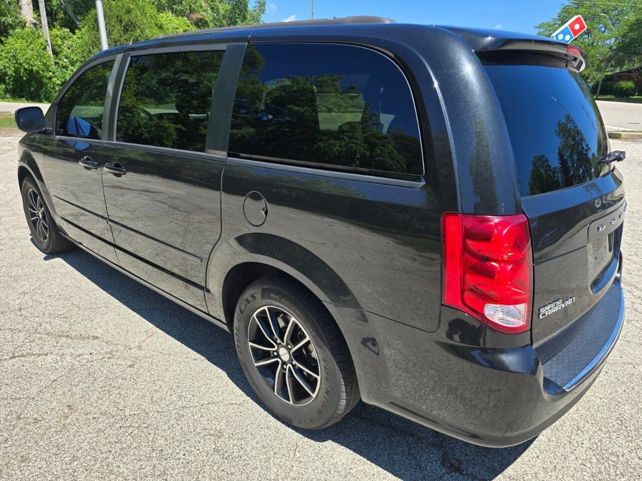 Used 2015 Dodge Grand Caravan R/T w/ Safety Sphere Group FWD image 4