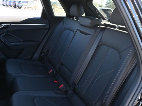 Certified 2022 Audi Q3 2.0T Premium Plus image 18