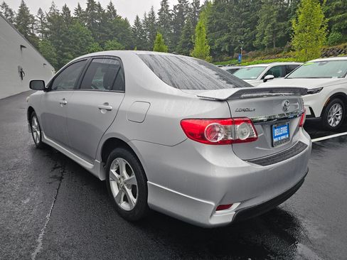 Used 2011 Toyota Corolla S FWD image 5