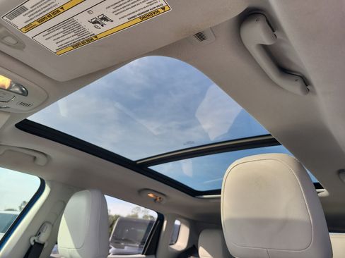 Used 2019 Jeep Compass Latitude image 19