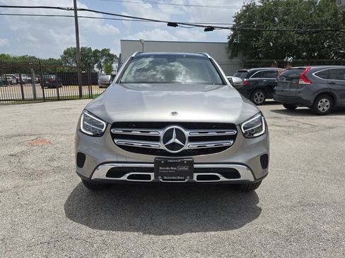 Used 2021 Mercedes-Benz GLC 300 image 2