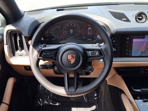 New 2026 Porsche Cayenne Coupe AWD/4WD image 15