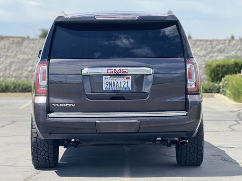 Certified 2016 GMC Yukon Denali w/ Open Road Package AWD/4WD image 6