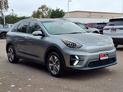 Used 2022 Kia Niro EX