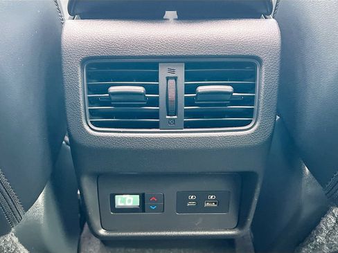 Used 2023 Nissan Rogue SL w/ SL Premium Package FWD image 25