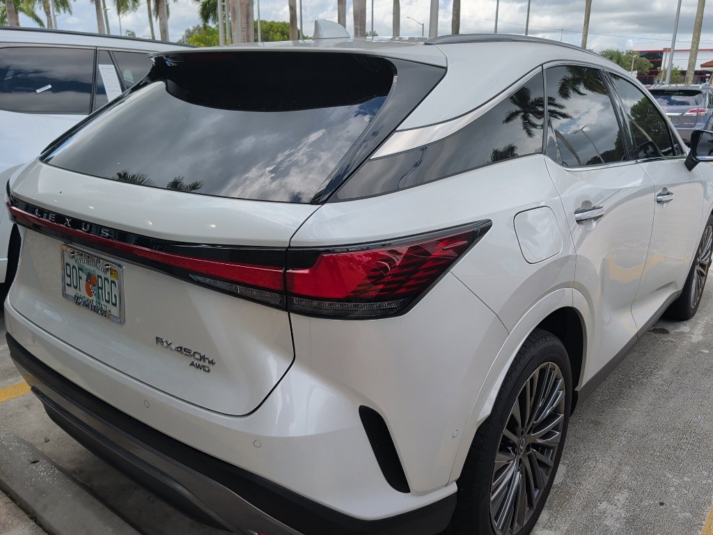 Used 2026 Lexus RX 450h AWD w/ Convenience Package image 8
