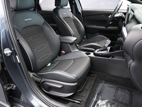 Used 2023 Kia Forte GT-Line image 44