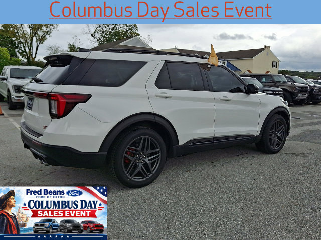 Certified 2025 Ford Explorer ST AWD/4WD image 11