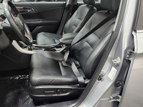 Used 2017 Honda Accord EX-L image 22