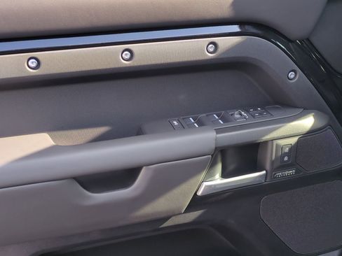 New 2026 Land Rover Defender 130 V8 image 11