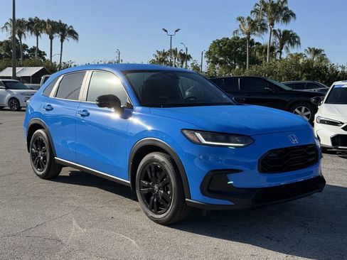 Used 2026 Honda HR-V Sport image 2