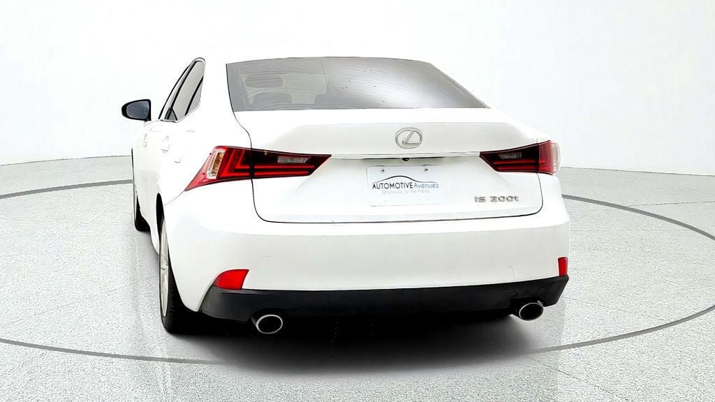 Used 2016 Lexus IS 200t RWD image 6
