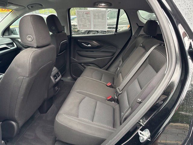 Used 2024 GMC Terrain SLE w/ Driver Convenience Package FWD image 18