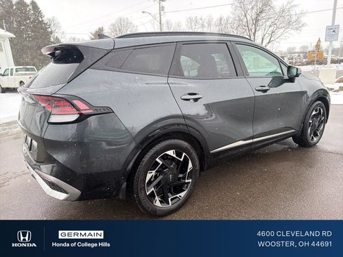 Used 2025 Kia Sportage SX image 6