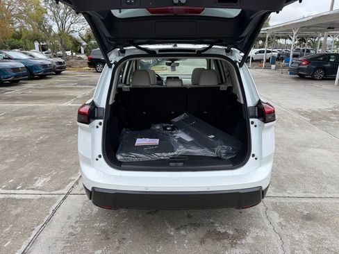 New 2026 Nissan Rogue SV image 32