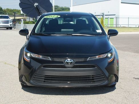 Used 2024 Toyota Corolla LE FWD image 23