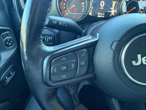 Certified 2022 Jeep Gladiator Sport AWD/4WD image 20