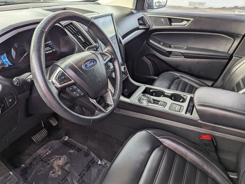 Used 2024 Ford Edge SEL image 16