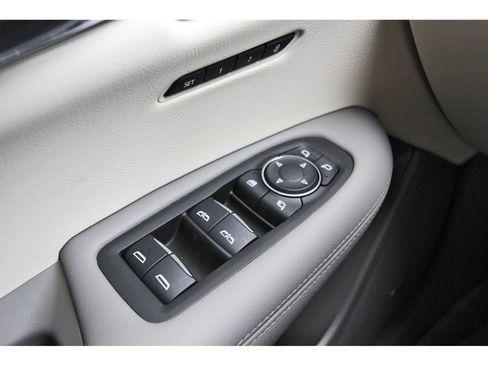 New 2025 Cadillac XT6 Premium Luxury w/ Technology Package image 15