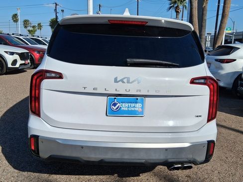 Used 2024 Kia Telluride S w/ S Sunroof Package image 5