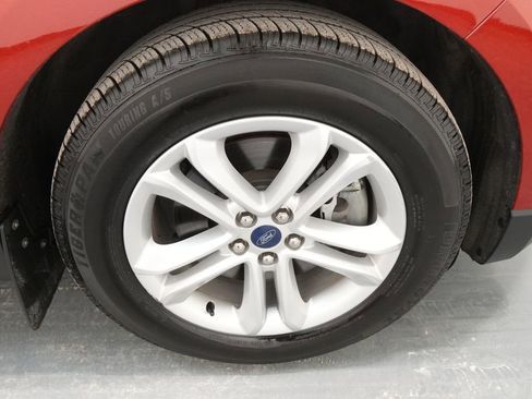 Used 2020 Ford Edge SEL w/ Cold Weather Package image 11